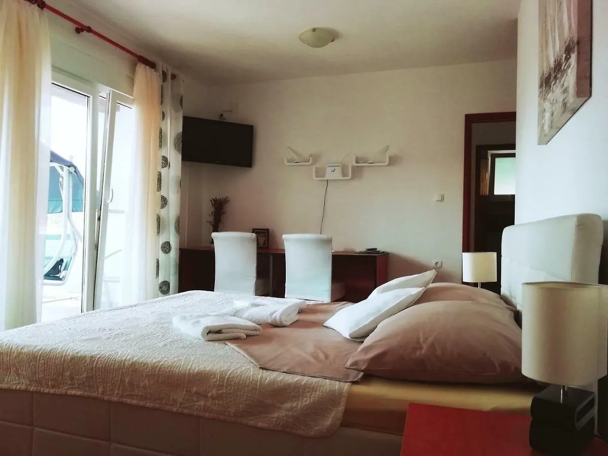 Apartments 4 Me 트로기르
